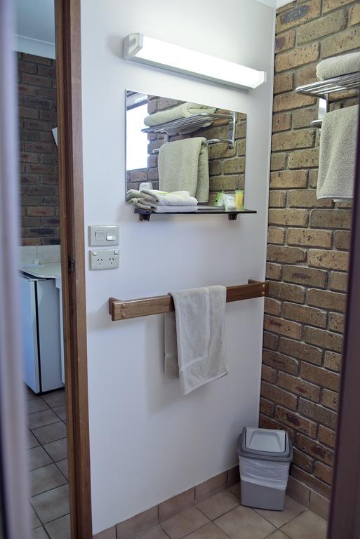 Travellers Rest Motor Inn Swan Hill Szoba fotó